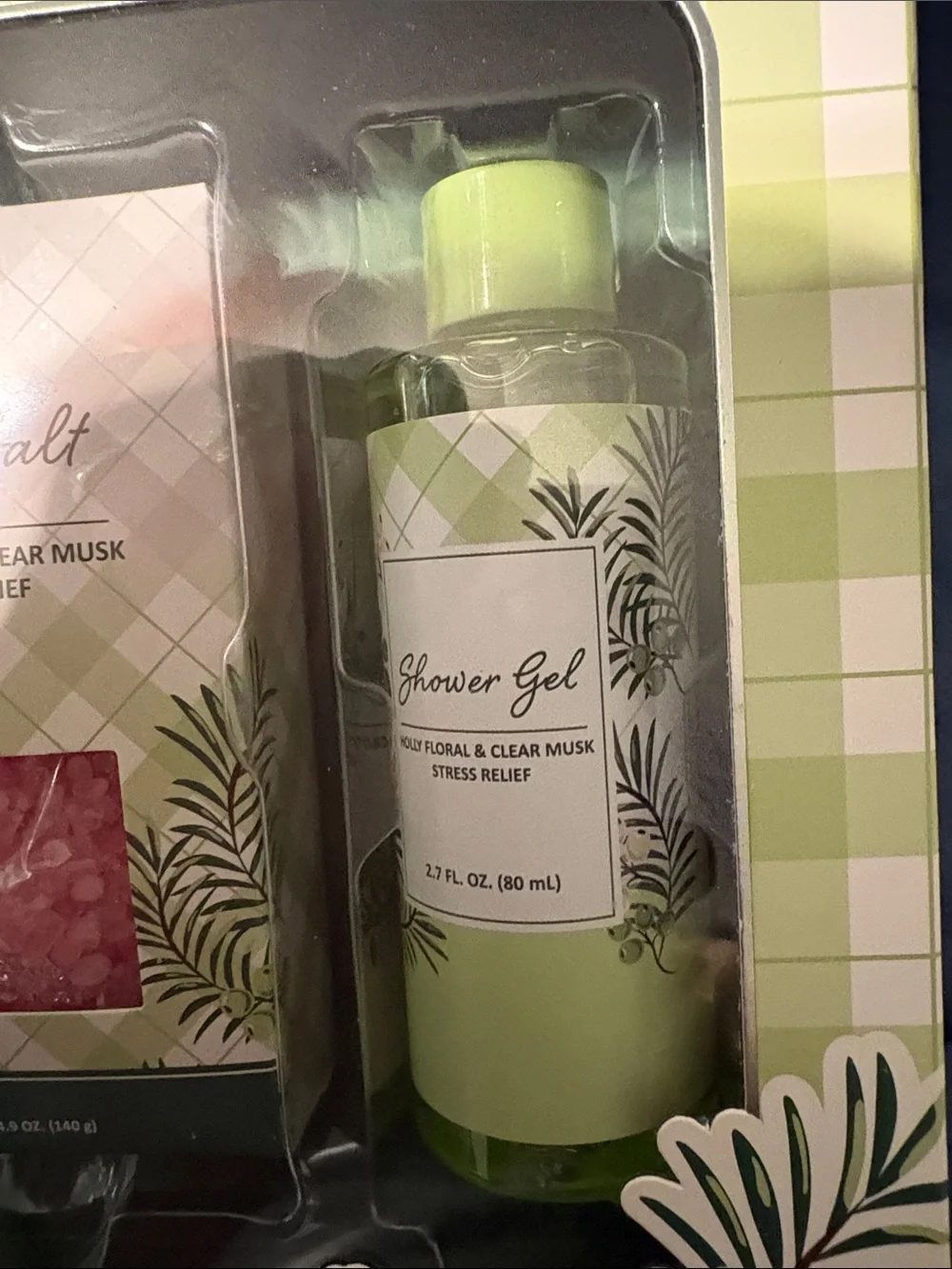 Green Floral Bath & Body Gift Set - Refreshing Scent Holly Floral and Clear Musk